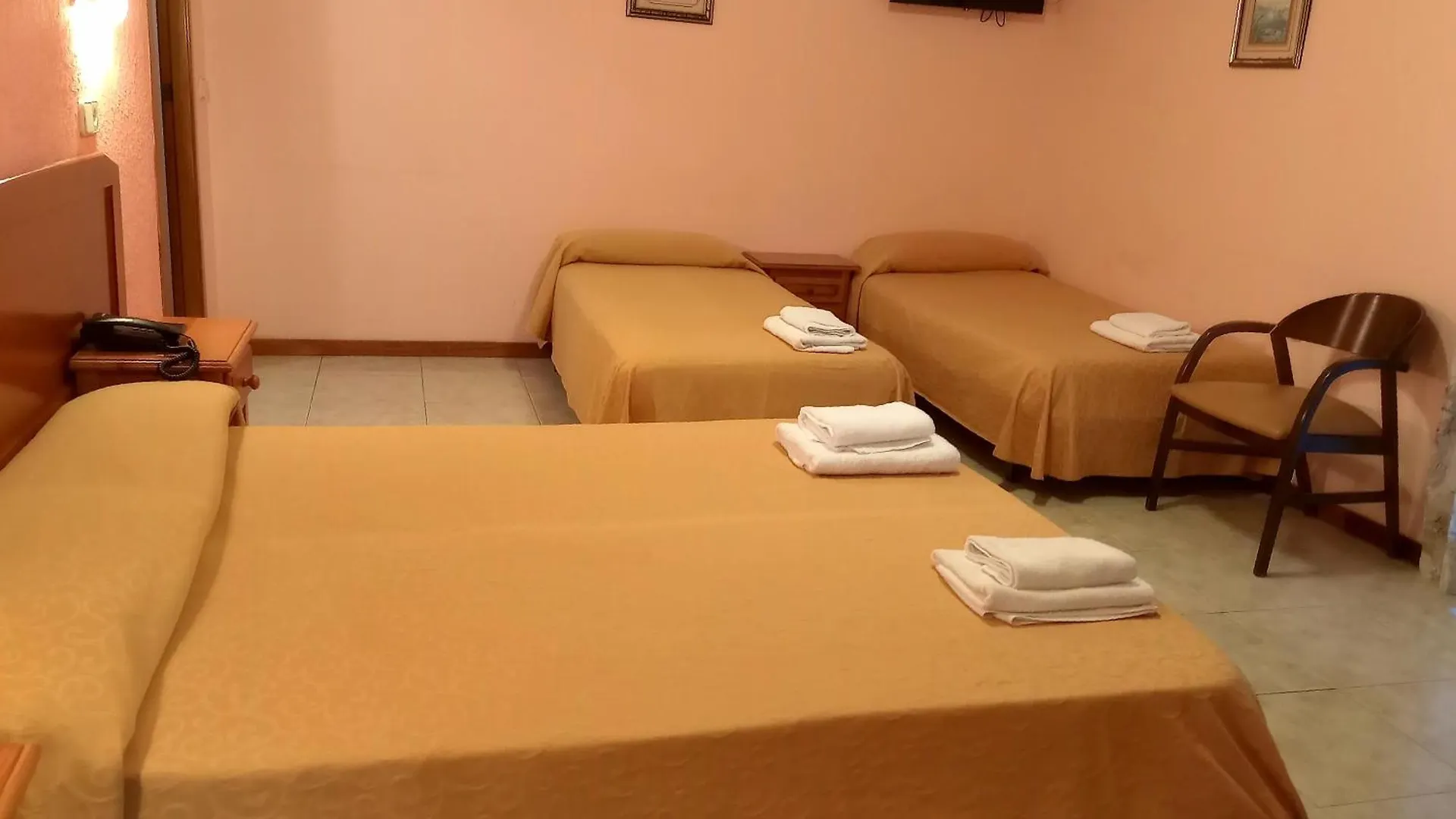 Vintage Hotel Mercedes Lloret de Mar 3*,  Spain